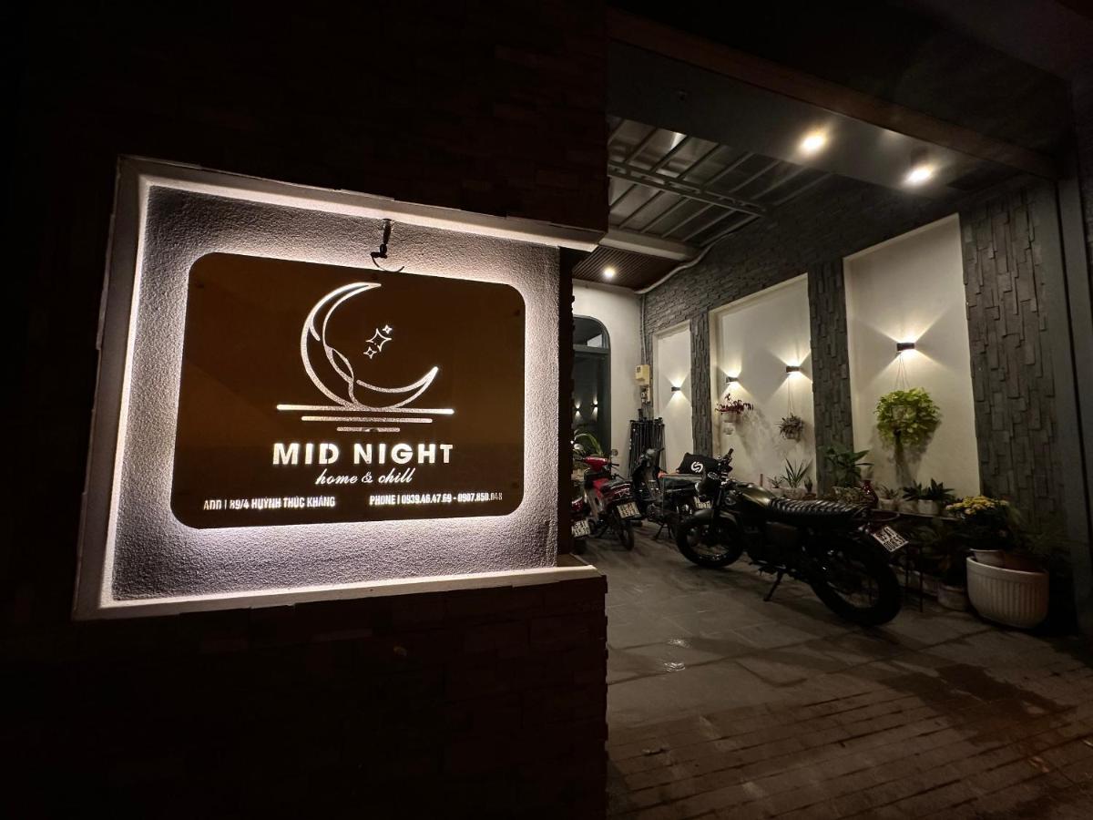 Mid Night Hotell Can Tho Exteriör bild
