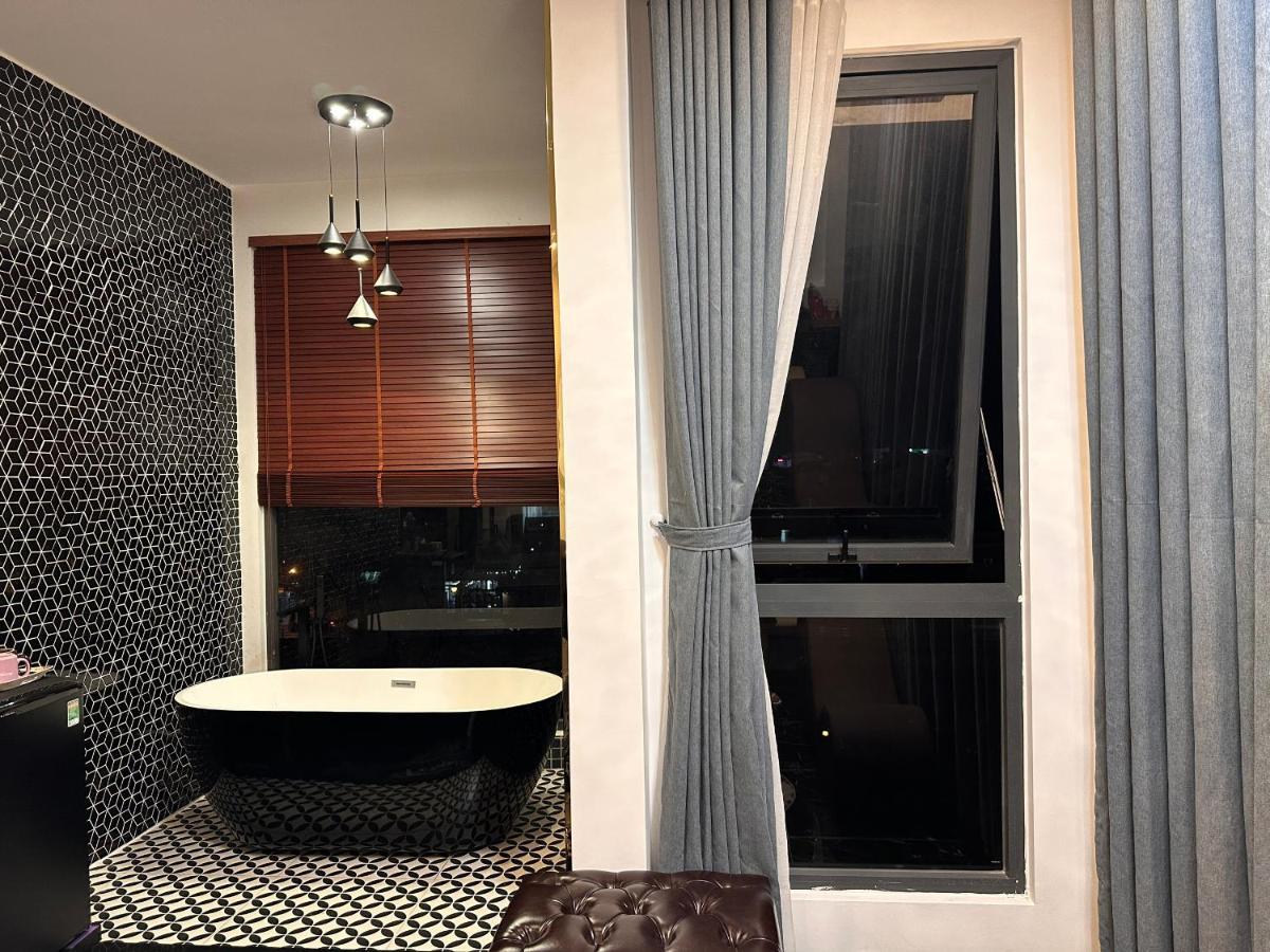 Mid Night Hotell Can Tho Exteriör bild