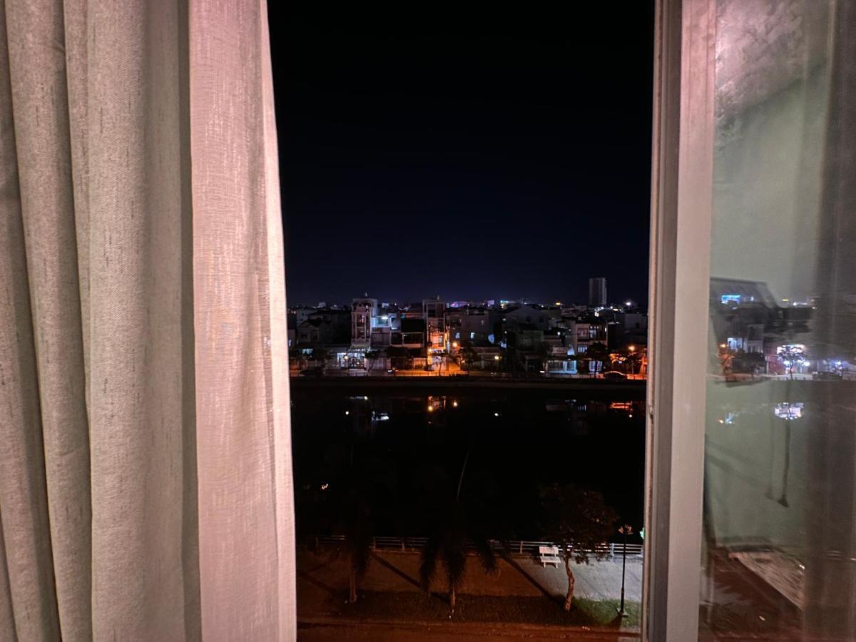 Mid Night Hotell Can Tho Exteriör bild
