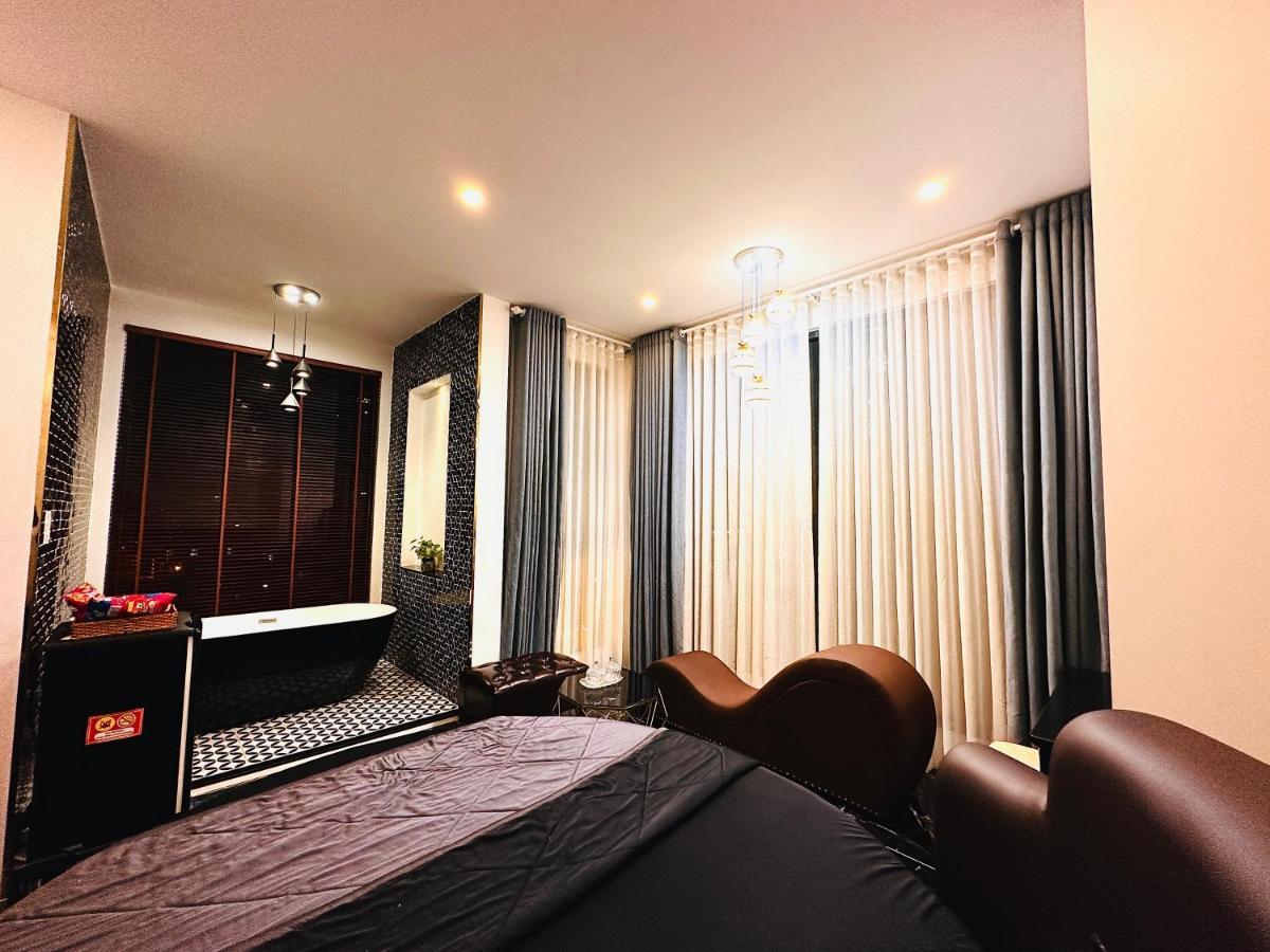 Mid Night Hotell Can Tho Exteriör bild