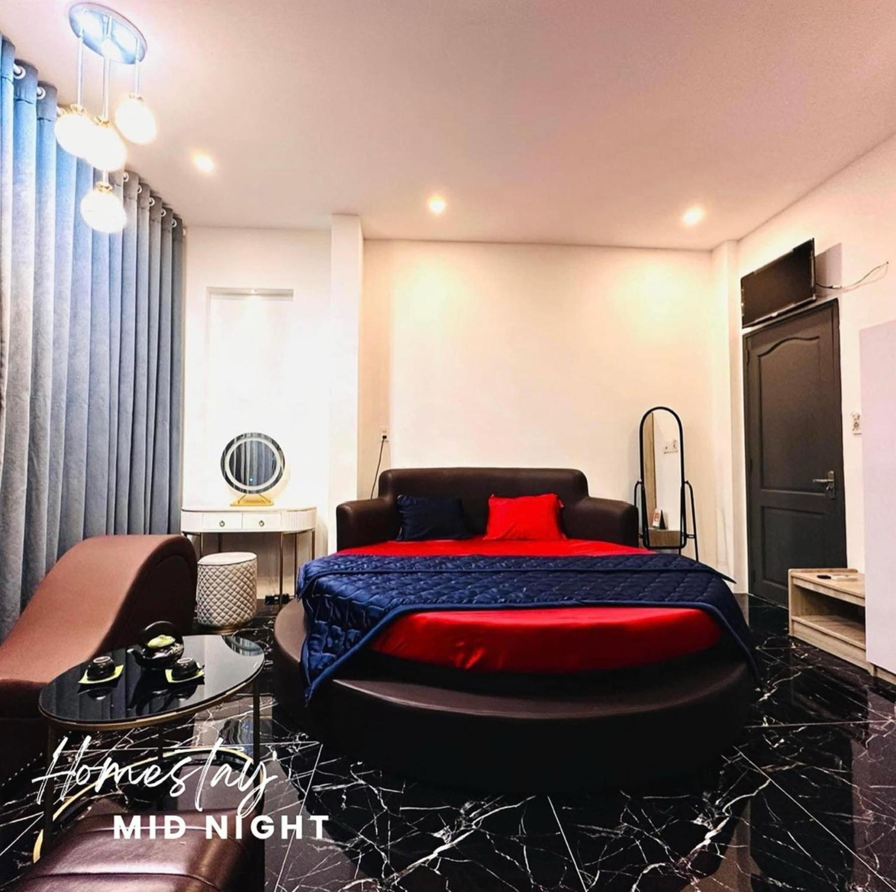 Mid Night Hotell Can Tho Exteriör bild